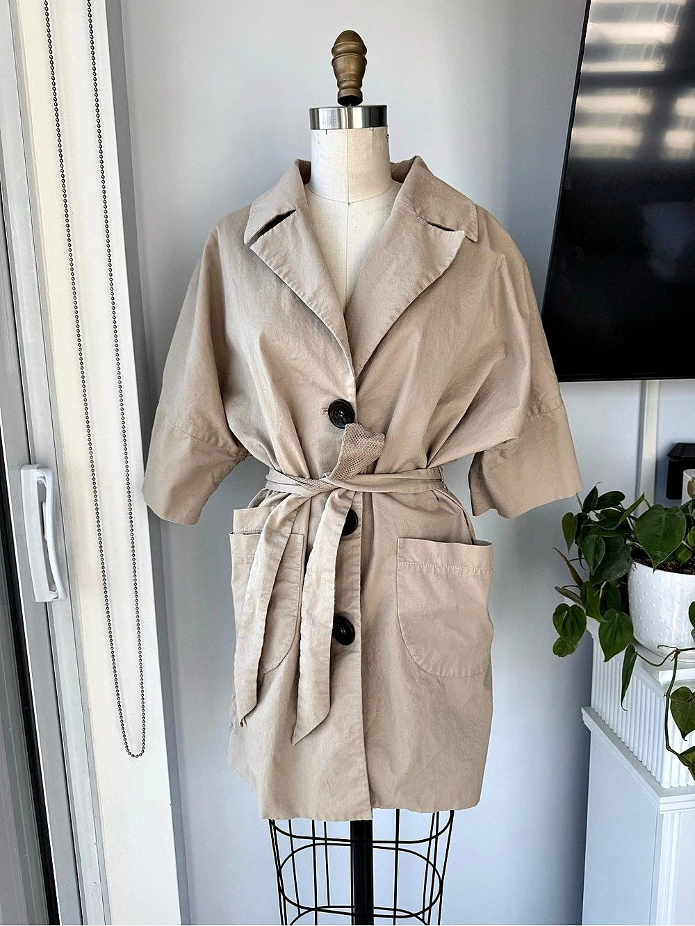 Dagmar Belted Trench Coat in Beige Size 36